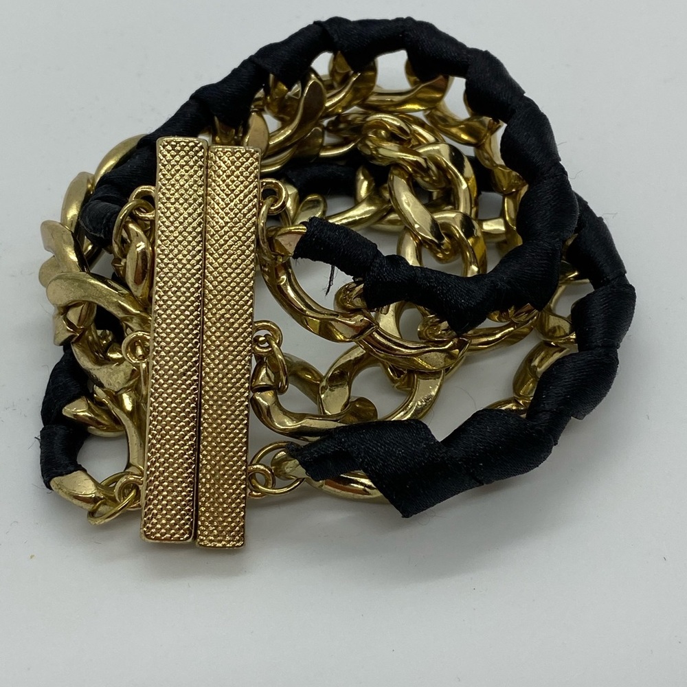 Gold and black bracelet - Picture 6 of 8